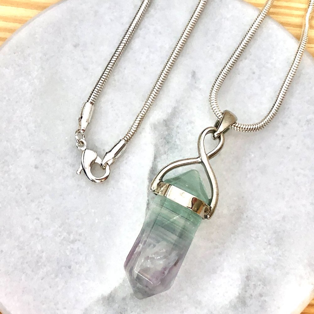 OMBRE GENUINE STONE PENDANT NECKLACE
